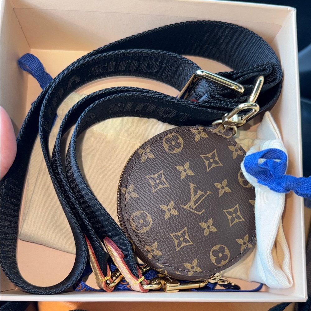Louis Vuitton Black and Brown Bandoulière Strap - Picture 7 of 7